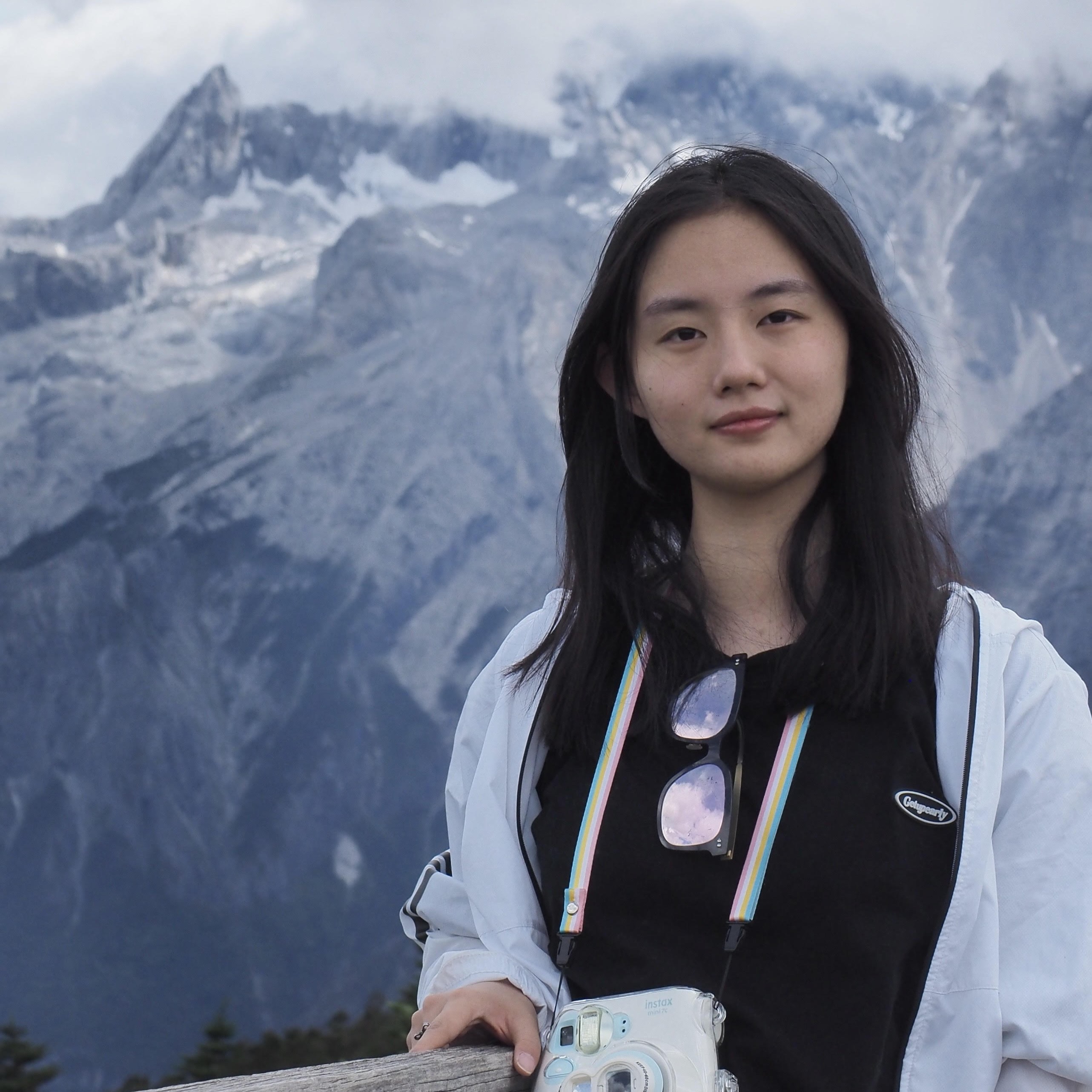 Yaxuan Zhang 张雅璇